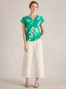 Футболка Nelly с цветочным принтом и V-образным вырезом White Stuff, Green/Multi