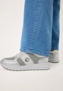 Тренеры Tamaris, Silver Comb