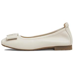 Повседневные однобортные туфли женские TATA, Ecru (Loose Fit)