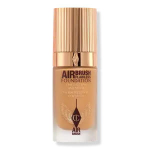 Безупречная тональная основа, нанесенная аэрографом Charlotte Tilbury, 9 Warm (tan with warm undertones)