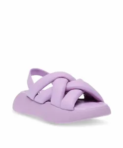 Сандалии на толстой подошве с объемными ремешками