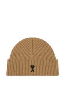 AMI Paris Шерстяная шапка Ami De Coeur, коричневый