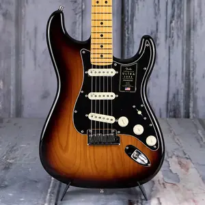 Fender American Ultra Luxe Stratocaster, гриф из клена, двухцветный солнечный б распыл