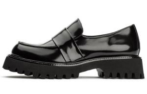 Туфли на платформе женские низкие черные Tony Bianco