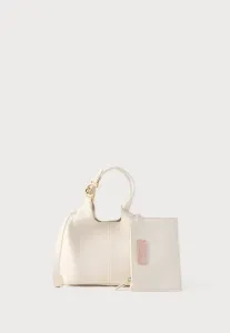 Удобная сумочка Coccinelle, Pearl