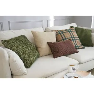 Декоративная подушка Charles в клетку, рождественская, британский стиль, с наполнителем, чехол на молнии H.O.C.K., Dunkelgrün, orange + kariert