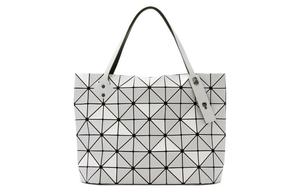 ISSEY MIYAKE Полиуретановая сумка для покупок