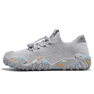 Дышащие и износостойкие низкие повседневные туфли мужские серые Binary, Gray