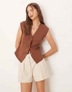 Джемпер интерлок ASOS DESIGN с V-образным вырезом на пуговицах коричневого цвета