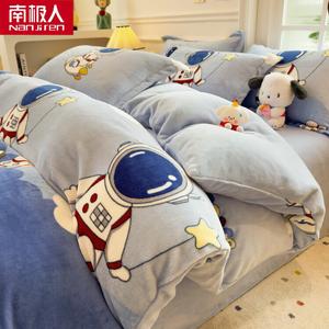 Antarctic Фланелевый пододеяльник 180х220 см с утеплителем 2500 г, цвет S卡通款-太空漫步, молочный флис