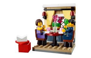 Набор пластиковых строительных блоков "Ужин на 8 марта" 0 300 шт 40120 LEGO, valentine's day dinner