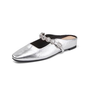 Закрытые тапочки для женщин DAPHNE, серебро