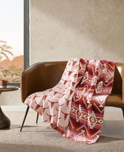 Двустороннее плюшевое одеяло Jericho, размер Full/Queen Wrangler, Berry Pink