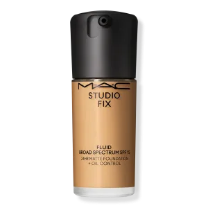 Тональный крем Studio Fix Fluid SPF15 с матирующим эффектом и контролем жирности кожи на 24 часа. MAC, NC38 (medium beige with peach undertone for medium skin)