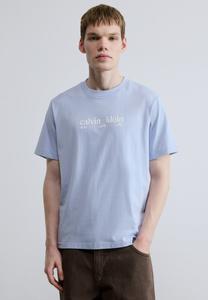 Футболка Calvin Klein Jeans 30S NYC GRAPHIC TEE, Casual Blue/Light Blue