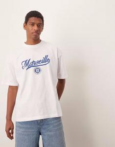 Футболка свободного кроя ASOS DESIGN с изображением города белого цвета