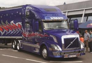 Italeri, Volvo VN 780 (3892), Пластиковая модель