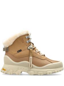 Ботинки UGG Adirondack Meridian, белый / коричневый