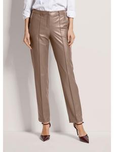 MADELEINE Брюки из искусственной кожи с защипами, бежевого цвета