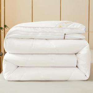 Fuanna Одеяло 150x200 см, вес 2.5 кг, на молнии, наполнитель из соевого волокна, белое