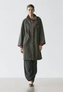 Тренч из технической ткани с капюшоном Massimo Dutti, Green