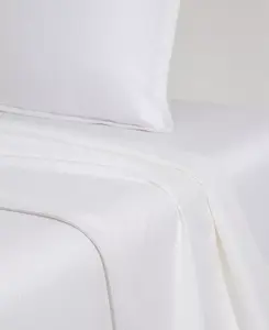 Простыня из хлопка Hugo Boss Loft, плотностью 300 нитей, размер 1/2, размер 2 Boss Home, milk