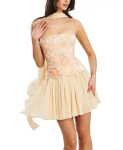 Мини-Платье из шифона Quanisha с цветочным принтом и бисером, дополненное шарфом. Miss Circle, желтый