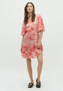 Повседневное платье MELIKA V-M mbyM, оранжевый