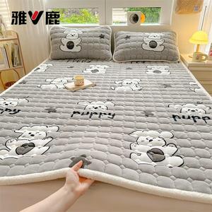 Yalu Наматрасник из молочного вельвета 120х200 см, утепленный, с подкладкой из флиса