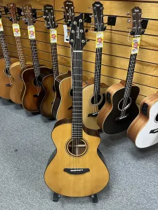 Breedlove Performer Pro Concert Thinline CE 2020s - Натуральный состаренный тонер