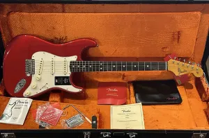 Fender American Vintage II 1965 Stratocaster 2025 - Candy Apple Red / 8 фунтов 3,3 унции. #V2552059