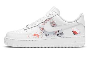Женские кроссовки для скейтбординга Nike Air Force 1, White