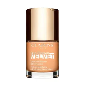 Основа под макияж с естественным финишем Skin Illusion Velvet Clarins, цвет sand