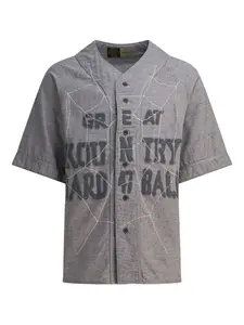 Рубашка на пуговицах с принтом-текстом Kapital, серый