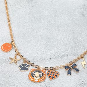 Ожерелье Gameday Animal Mascot Bow Star Heart Smile Face Charm Station Charm Fashnzfab, золотой/темно-синий/оранжевый