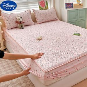 Disney Простыня на резинке 120х200 см из мягкой мытой ткани, комплект из 2 предметов