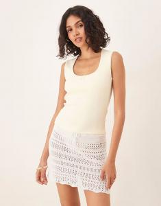 Топ Gina Tricot из хлопка с вышитым краем лимонно-желтого цвета