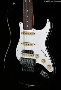 Fender American Ultra Luxe Stratocaster Floyd Rose HSS Mystic Black с грифом из розового дерева (164)