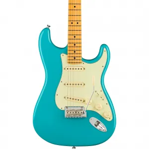 Электрогитара Fender American Professional II Stratocaster с грифом из клена, Miami Blue