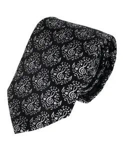 Мужской галстук Maestro's Melody Mayhem из шелка с музыкальными нотами Trafalgar, черный