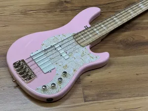 Sandberg Сандберг Калифорния TM5 Ида Нильсен LTD - Мягкий старый клубничный молочный коктейль