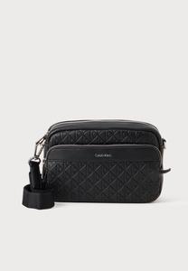 Сумка кросс-боди Calvin Klein EMBLEM EMBOSS CAMERA BAG, Black