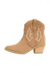 Широкие ковбойские/байкерские ботинки в стиле вестерн, надеваемые без шнурков. Lipsy, Sand