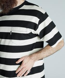 Футболка с широким карманом/Футболка с широким карманом