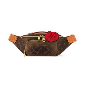 LOUIS VUITTON Поясная сумка