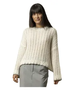 Вязаный свитер с расклешенными рукавами Kocca, белый