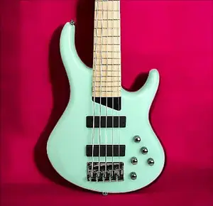 MTD Kingston Kingston Z5 Sea Foam Green (солидный глянцевый финиш) глянец, гриф из клена