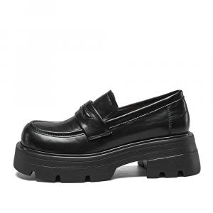 Лоферы женские цвета экрю YEARCON, Black