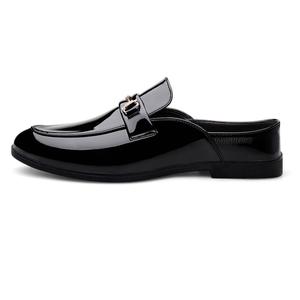 Закрытые тапочки мужские MUSNODO, глянцевая черная отделка