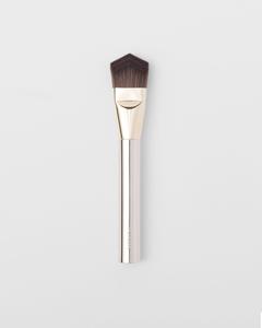 Кисть 03 для оптимального нанесения тональной основы Prada